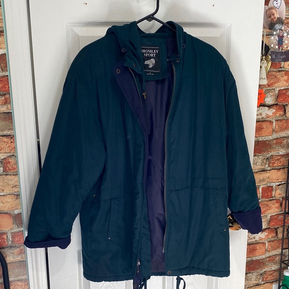 Bromley Sport Women's Navy Raincoat - Picture 1 of 3